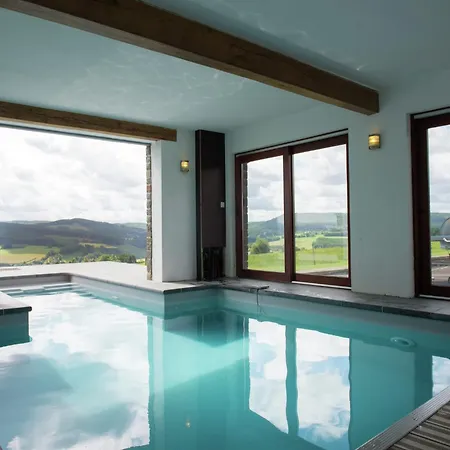 Spacious And Well Cared For House With A Panoramic, Cleaning Included Holiday home Chevron